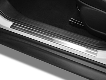 Polished Stainless Steel Door Sill Covers - Nissan Juke 2011>